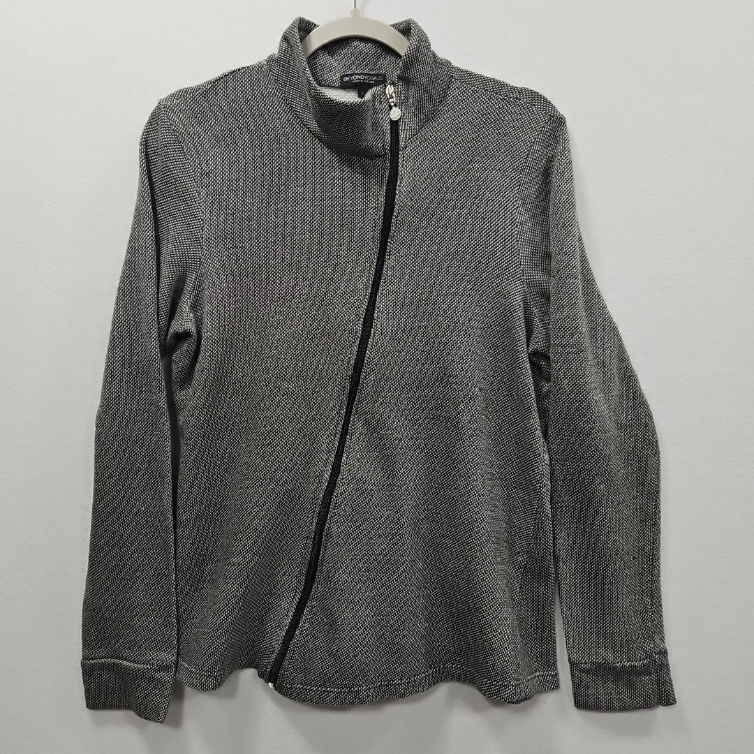 Beyond Yoga Jacket Womens Large Black White Asymmetrical Zip Athletic Running